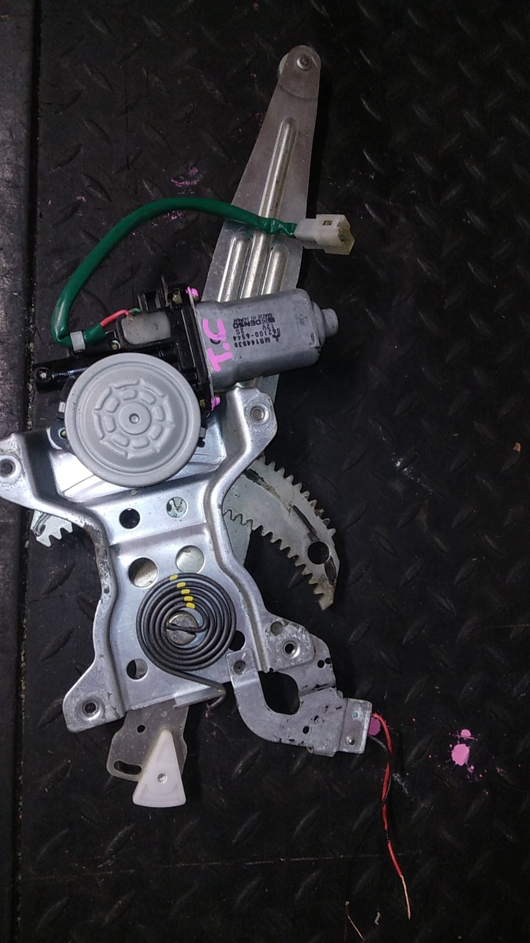 1996 Mitsubishi Challenger K96- Right Rear Window Regulator/Motor- (TAG4357) PN: MR145538 62100-6544 R/R