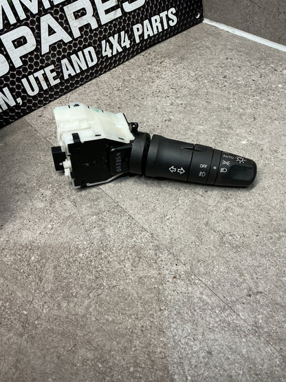 2011 Nissan X-Trail T31 NT31- Indicator Stalk- (TAG12618)
