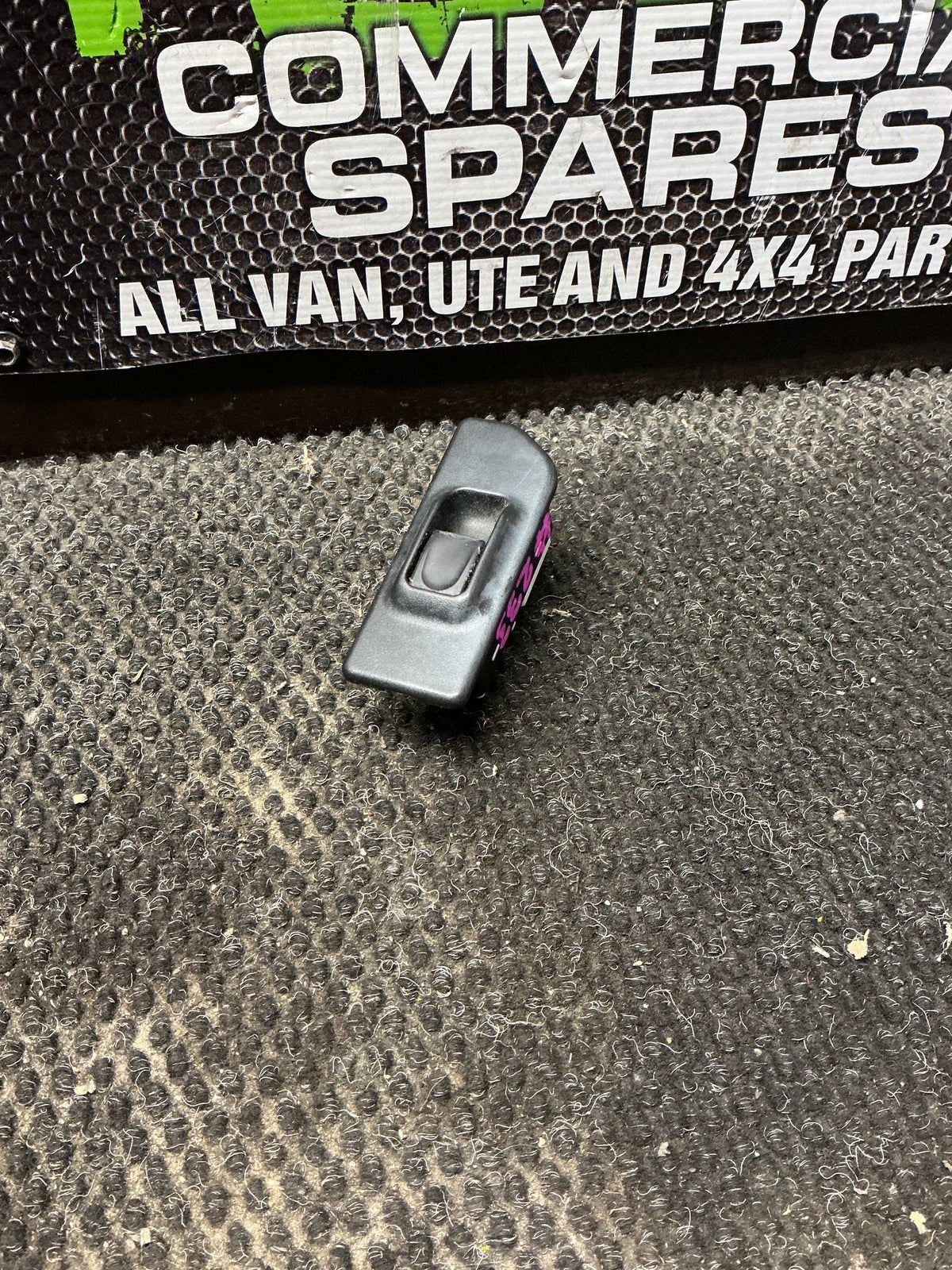 1998-2003 Holden Rodeo TF- Right Rear Window Switch- (TAG11544)