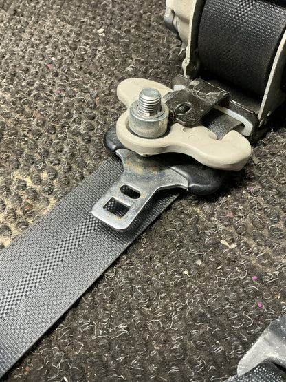 2013-2016 Nissan Serena C26- Left Front Seat Belt- (TAG9542)