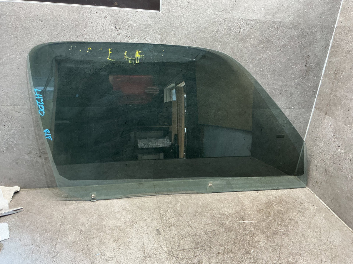 1992-2004 Toyota Hiace H100 - Right Front Door Glass - (TAG19020)