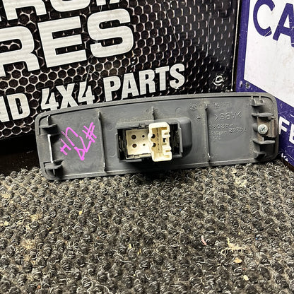 1994-1999 Toyota RAV4 A10 SXA11- Left Front Window Switch- (TAG7707)