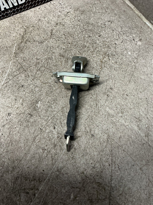 2021 Mitsubishi Outlander GF8- Left Rear Check Strap- (TAG16900)