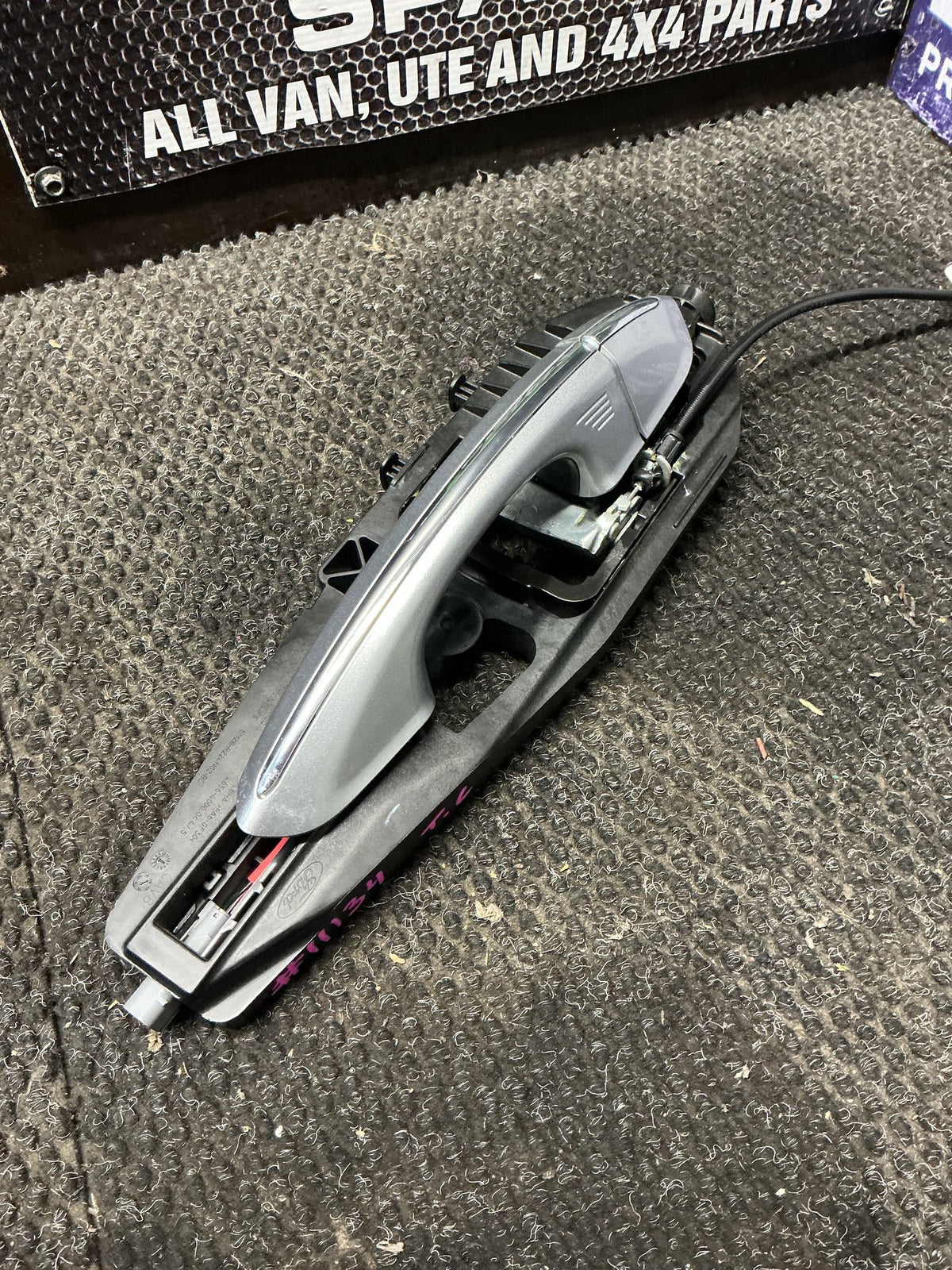 2020 Ford Endura CA- Right Rear Exterior Door Handle- (TAG11134) PN: 6401UJHL