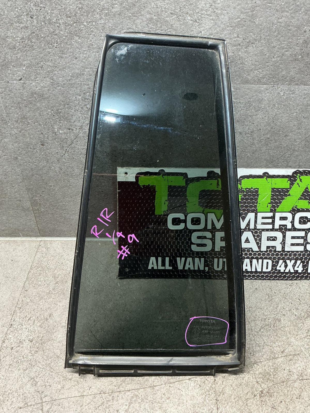 2007-2014 Toyota Highlander U40- Right Rear Quarter Door Glass- (TAG15298)