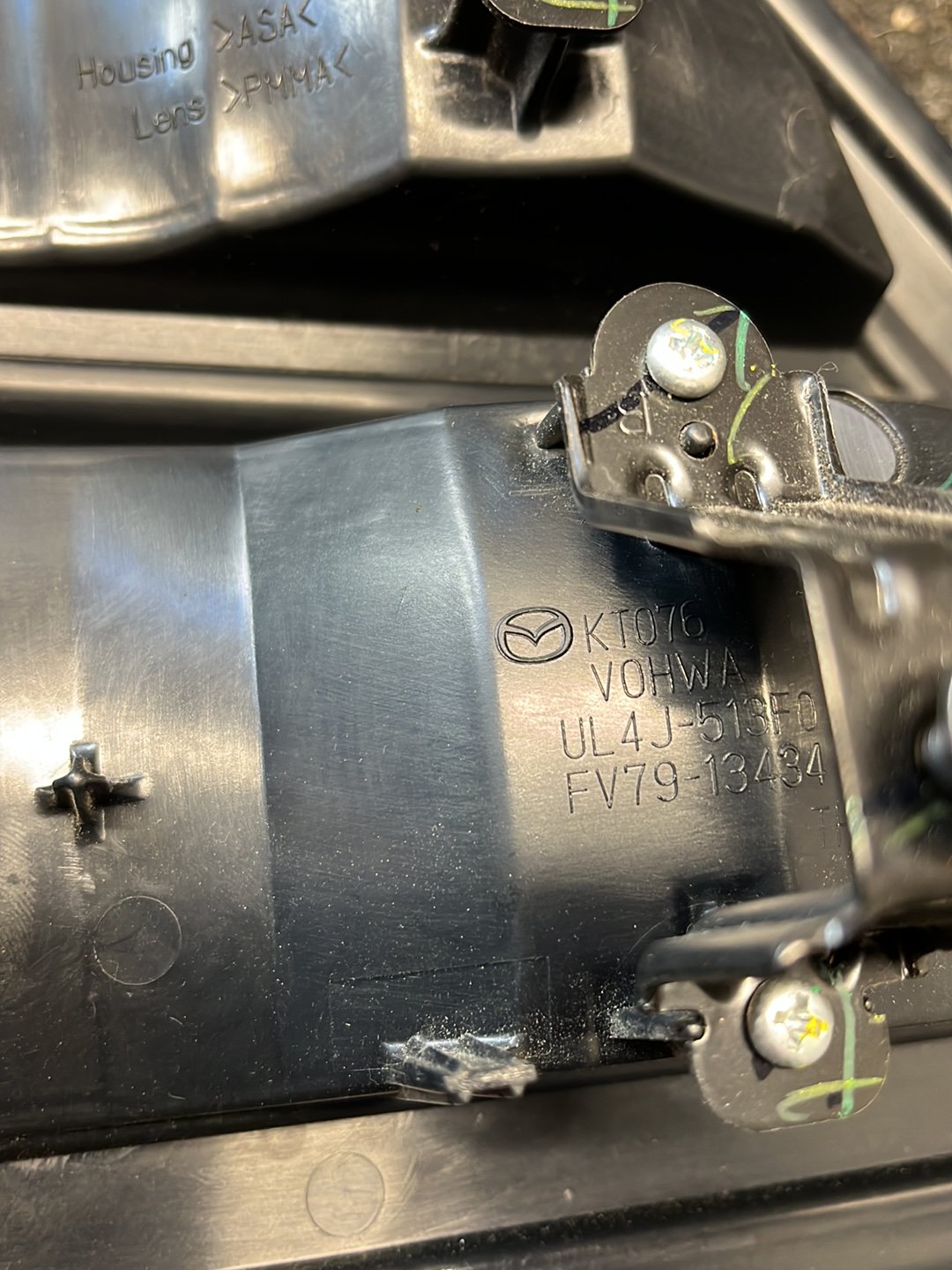 2011-2017 Mazda BT-50- Right Tailgate Light- (TAG9029)