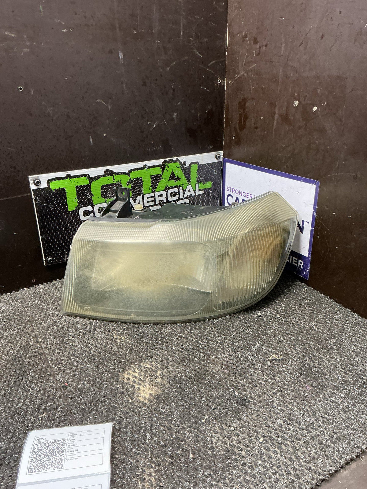2006 Ford Transit Mark VI- Left Headlight- (TAG9577)