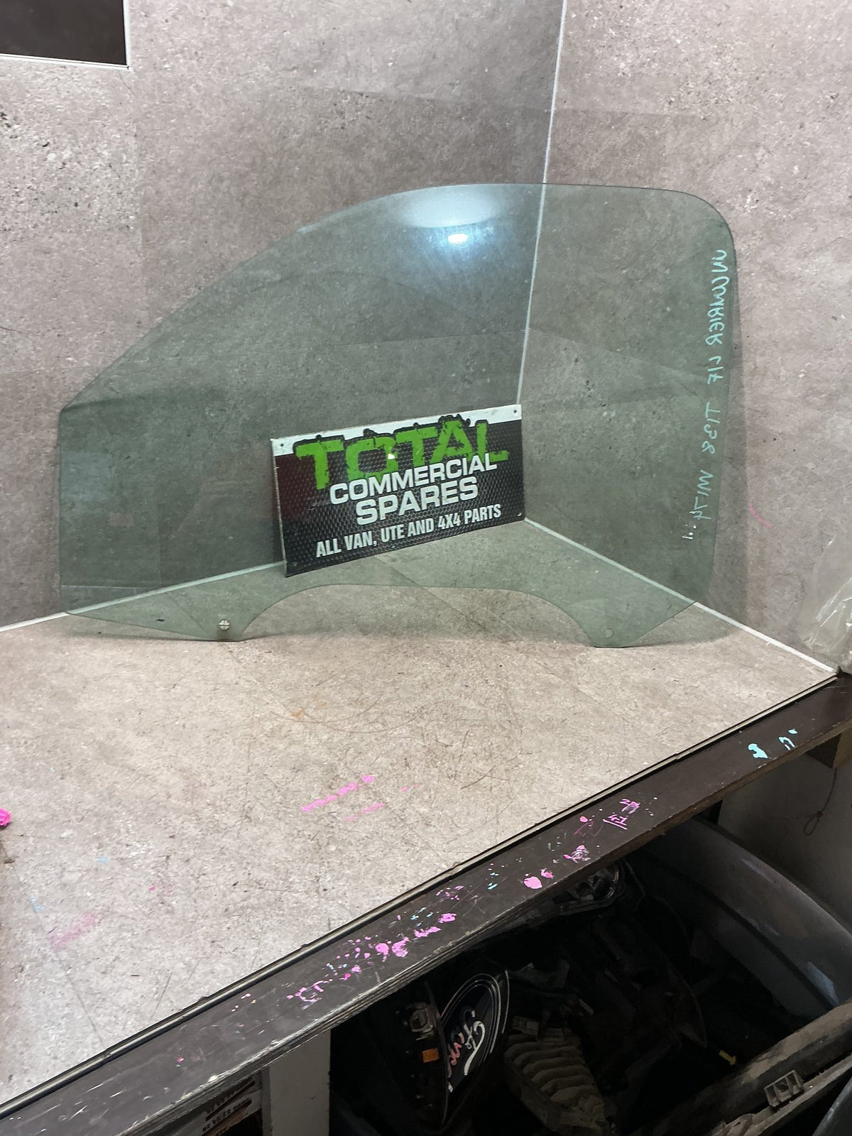 1996-2000 Toyota Land Cruiser J90- Left Front Door Glass- (TAG14407)