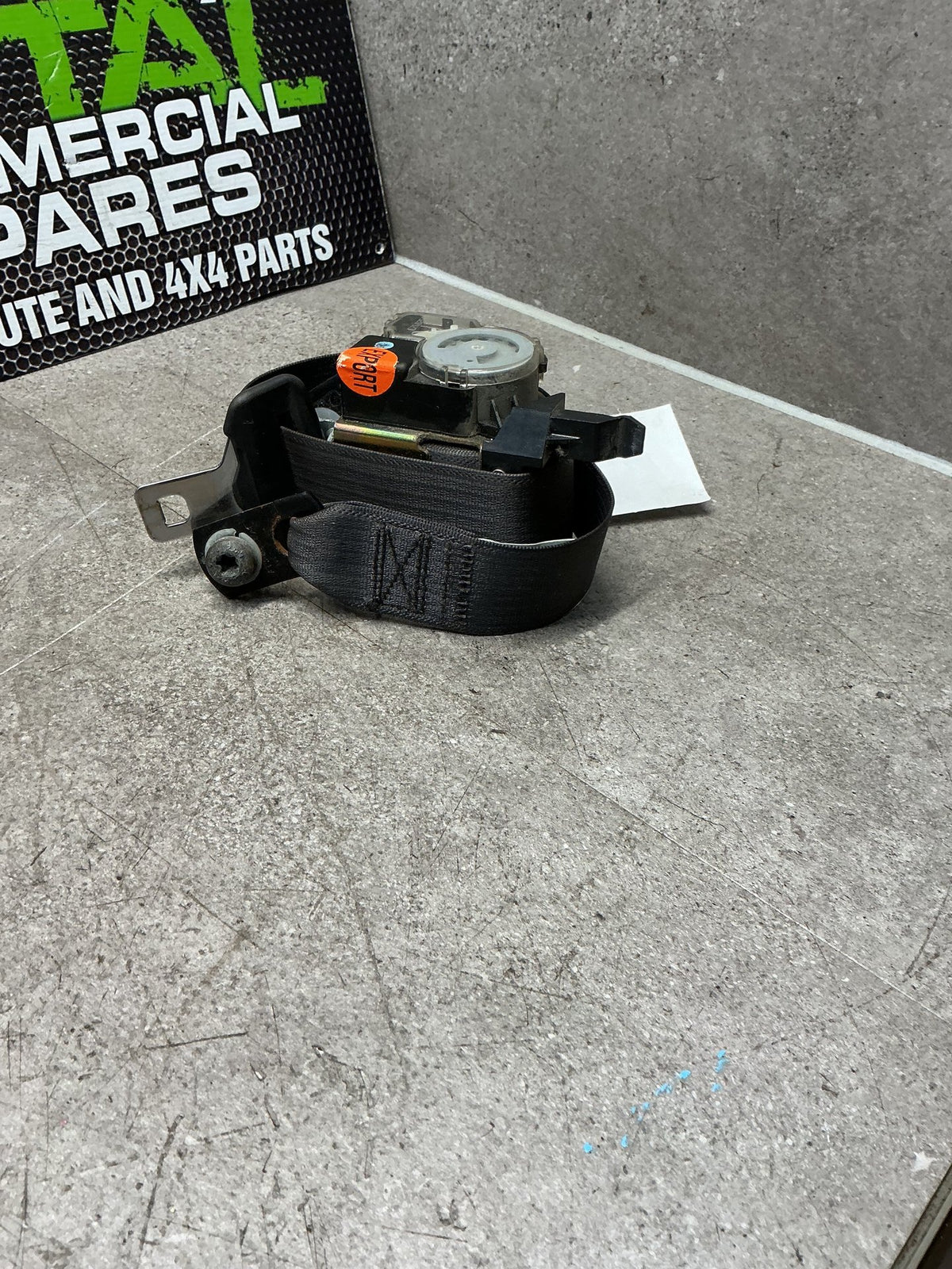 2002 Ford Explorer 0W029- Left Rear Seat Belt- (TAG13628)