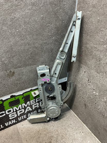 1995 Isuzu Bighorn UBS69GW- Left Front Window Regulator/Motor- (TAG16386)