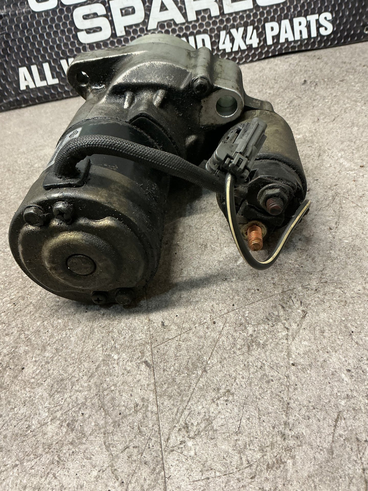 2005 Nissan Elgrand ME51- Starter Motor- (TAG15166)
