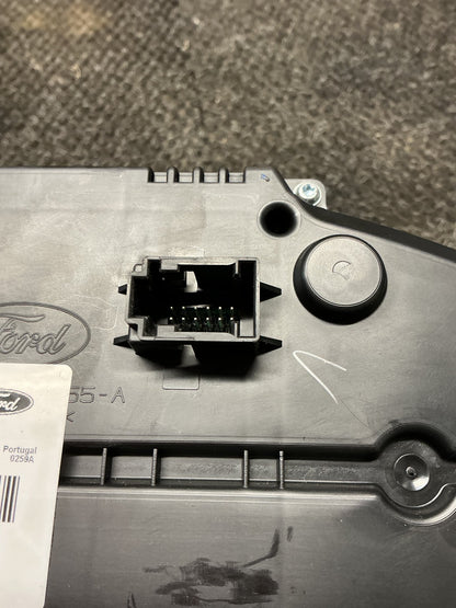 2015 Ford Kuga 9W106- Instrument Cluster- (TAG10572) PN: DV4T-10849-LM