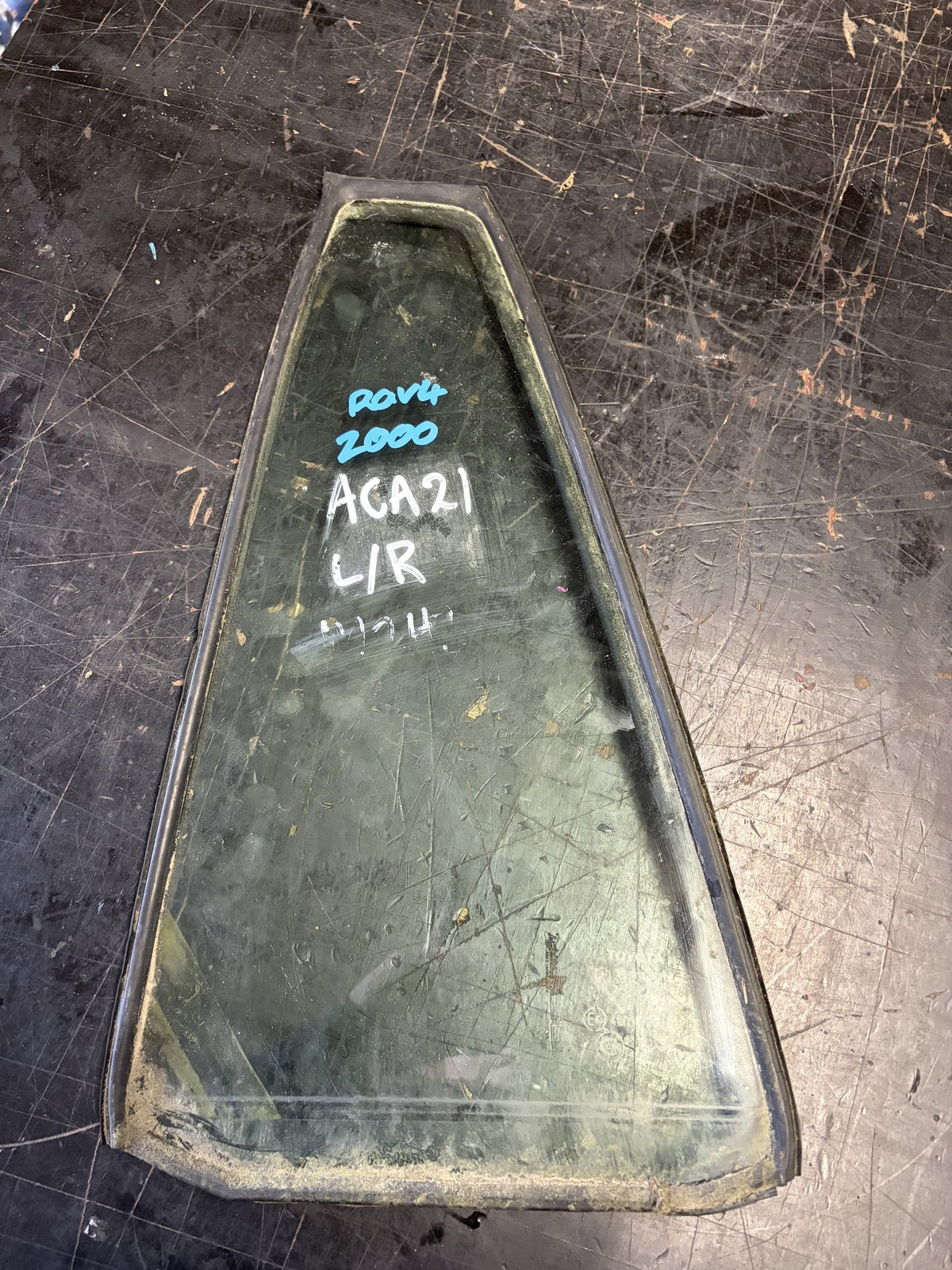 2000 Toyota RAV4 - Left Rear Quarter Door Glass - (TAG18581)