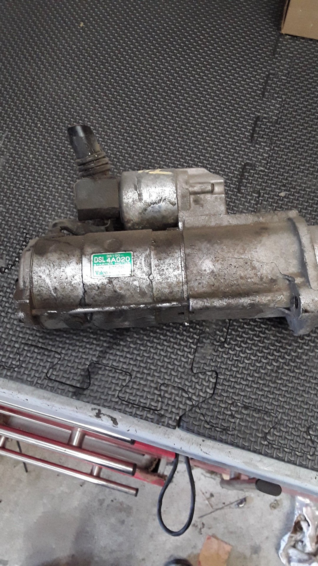 Hyundai H100 H1- Starter Motor- (TAG422)