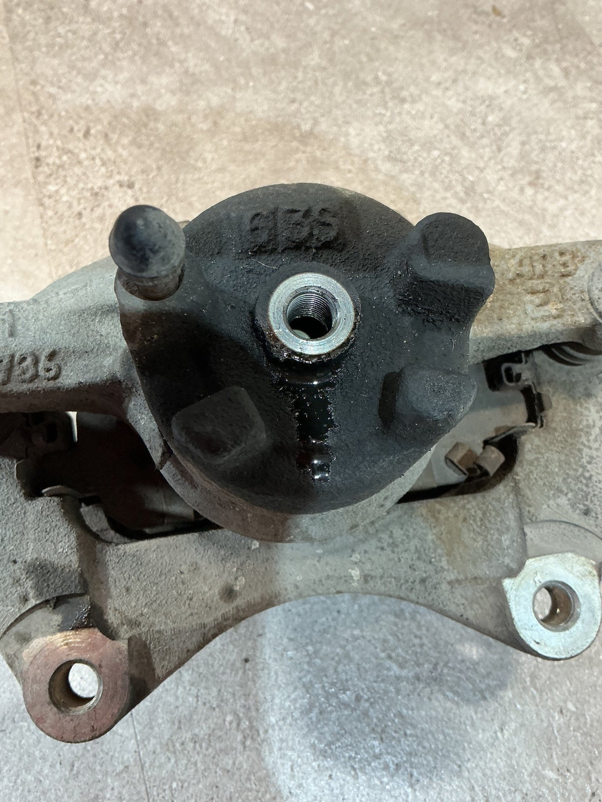 2006 Mitsubishi Outlander CW5W- Left Front Caliper- (TAG11988)