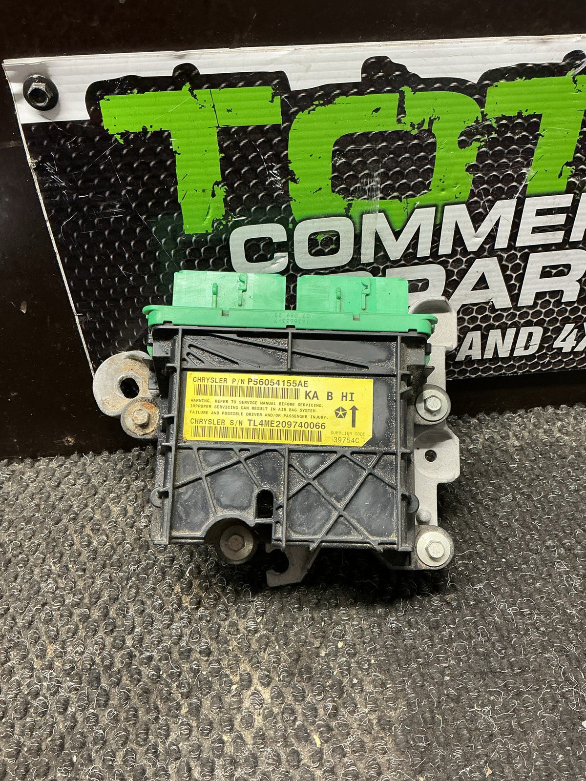 2008 Dodge Nitro KA- Airbag Module- (TAG9770) PN: P56054155AE
