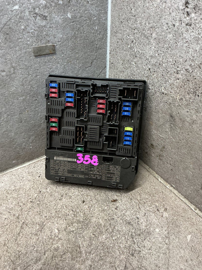 2011 Nissan X-Trail T31 NT31 - Engine Fuse Box - (TAG17943)
