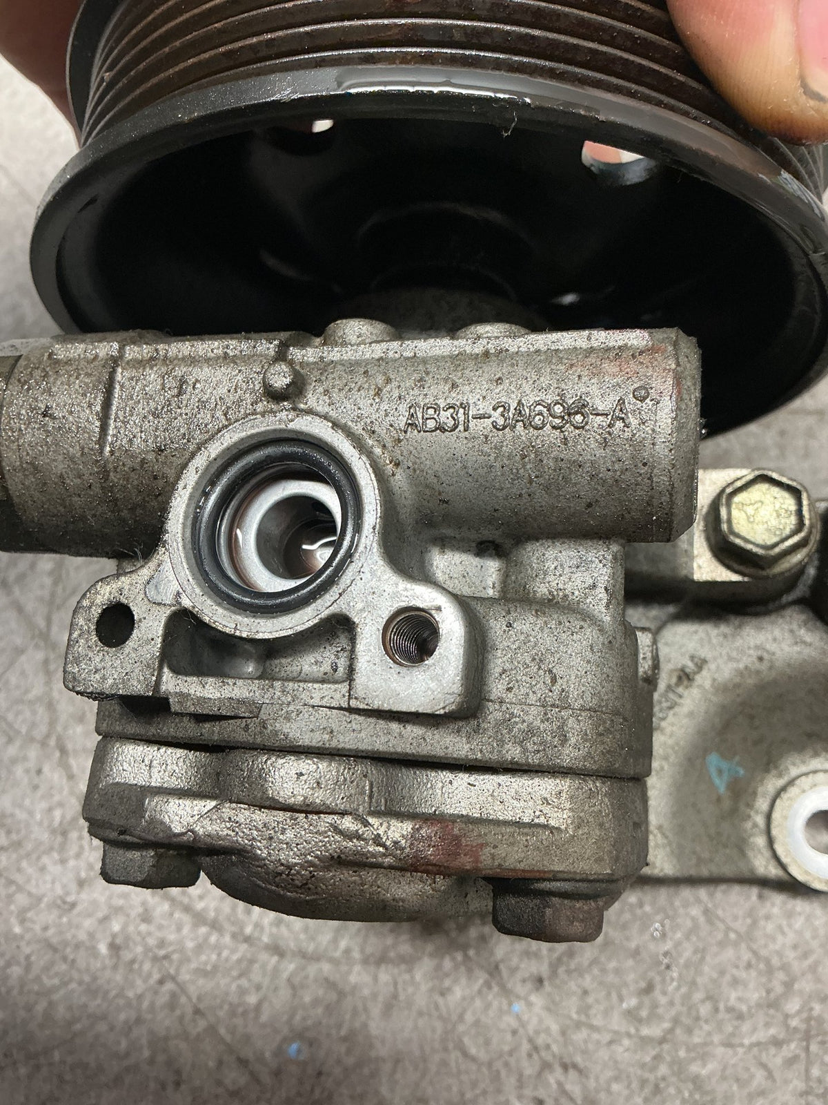 2014 Ford Ranger- Power Steering Pump- (TAG15191)