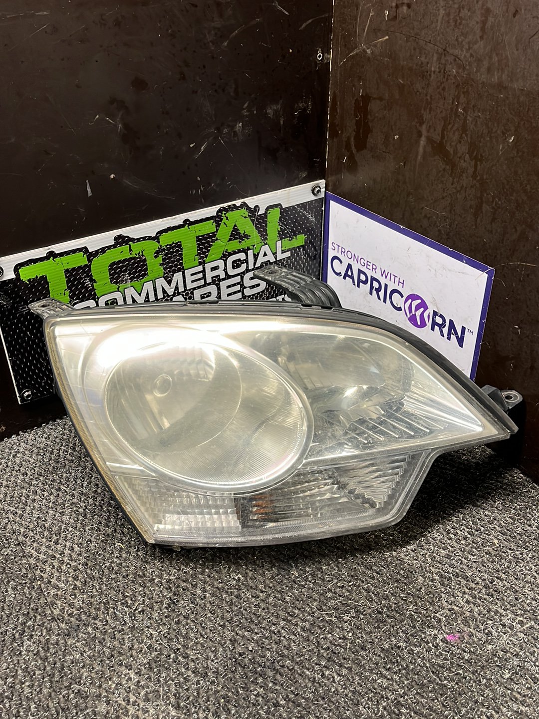 2011-2016 Holden Captiva- Right Headlight- (TAG8189)