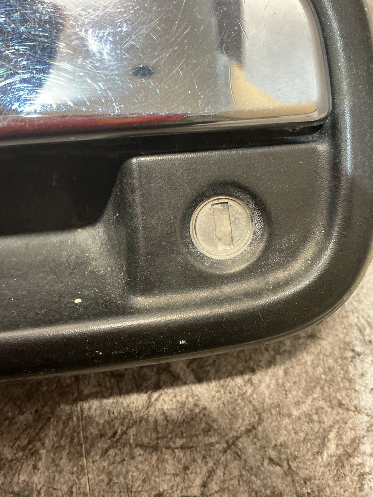 1996-2000 Toyota Land Cruiser J90 - Left Front Door Exterior Handle - (TAG18062)