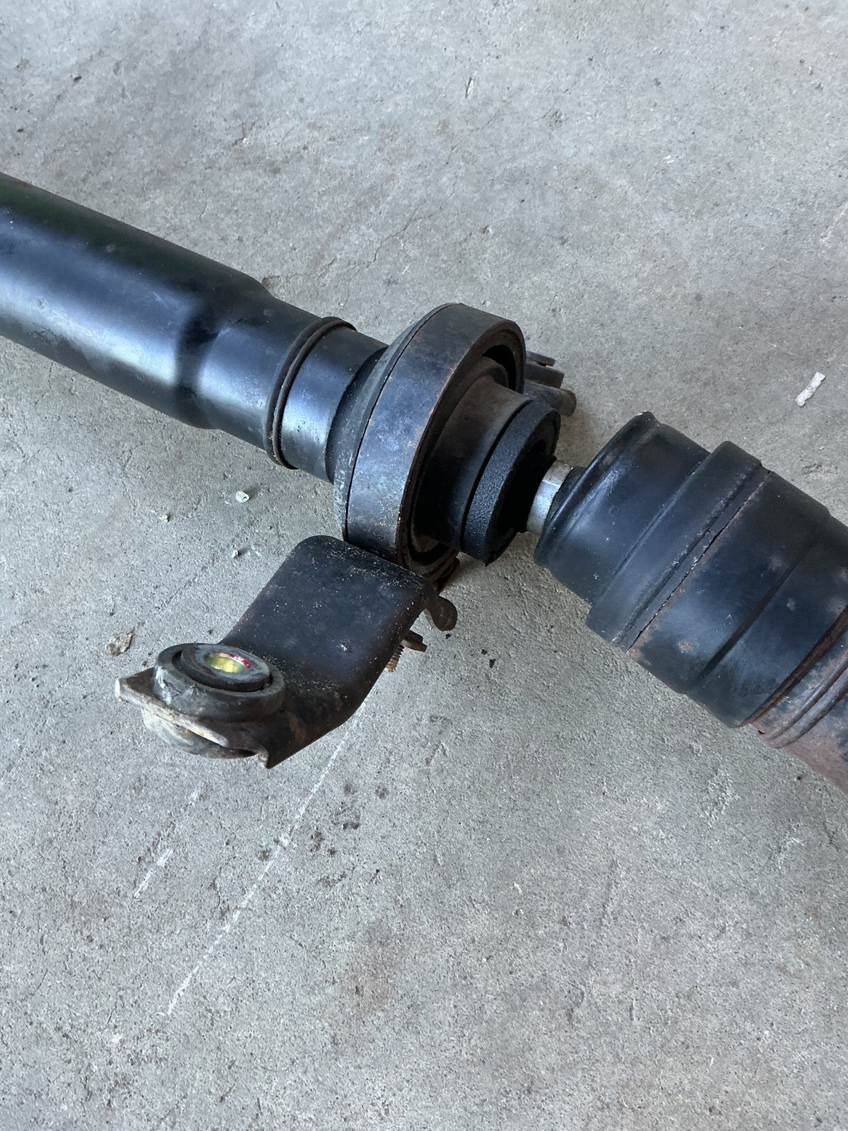 2007 Mitsubishi Outlander- Rear Drive Shaft- (TAG15523)