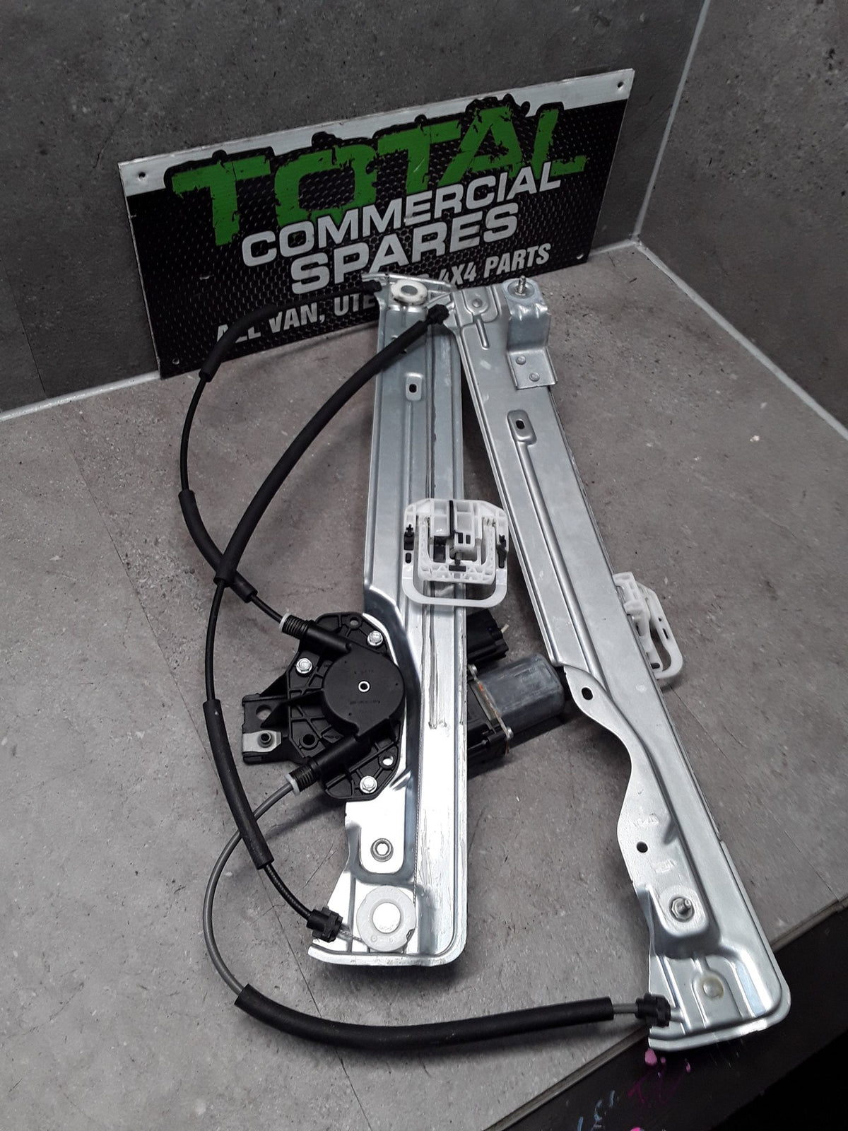 2016-2018 Ford Escape ZG- Left Front Window Regulator/Motor- (TAG12387)