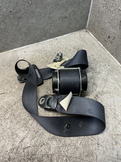 2007 Mitsubishi Delica CV5W - Left Rear Seat Belt - (TAG17707)