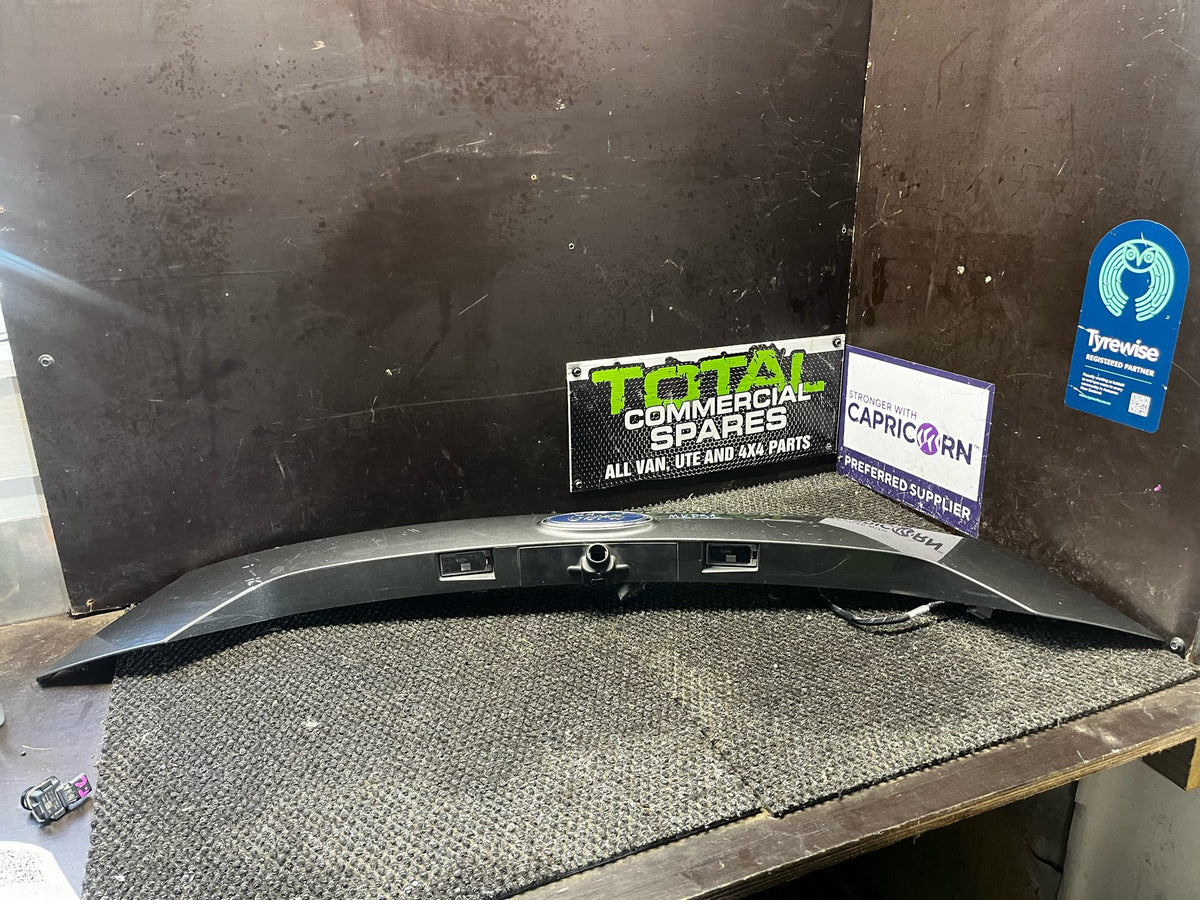 2019 Ford Escape- Centre Tailgate Garnish- (TAG8808)