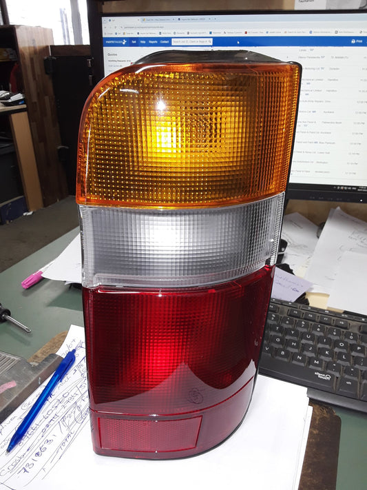 1990-2003 Toyota Hiace LH100 LH100- Right Taillight- (TAG1707)