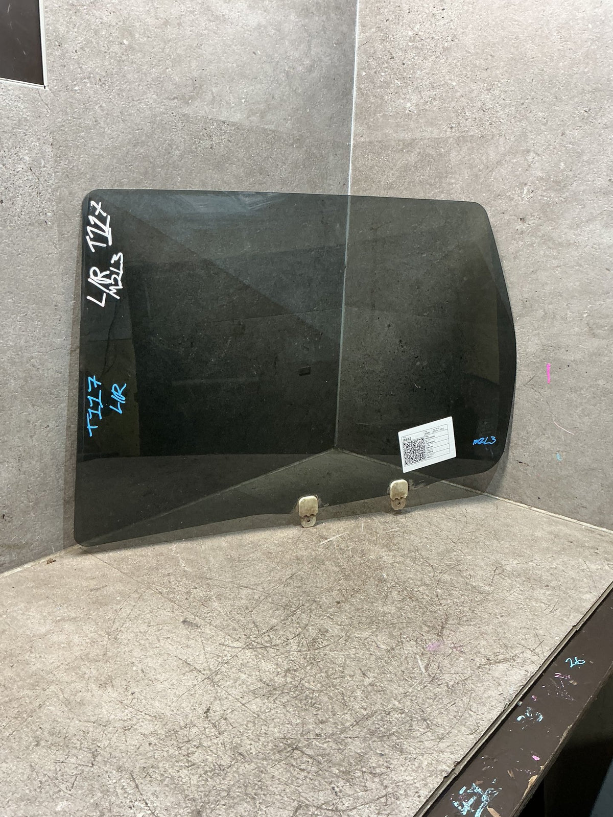 2005-2012 Mitsubishi Outlander CW*W CW5W - Left Rear Door Glass - (TAG18883)