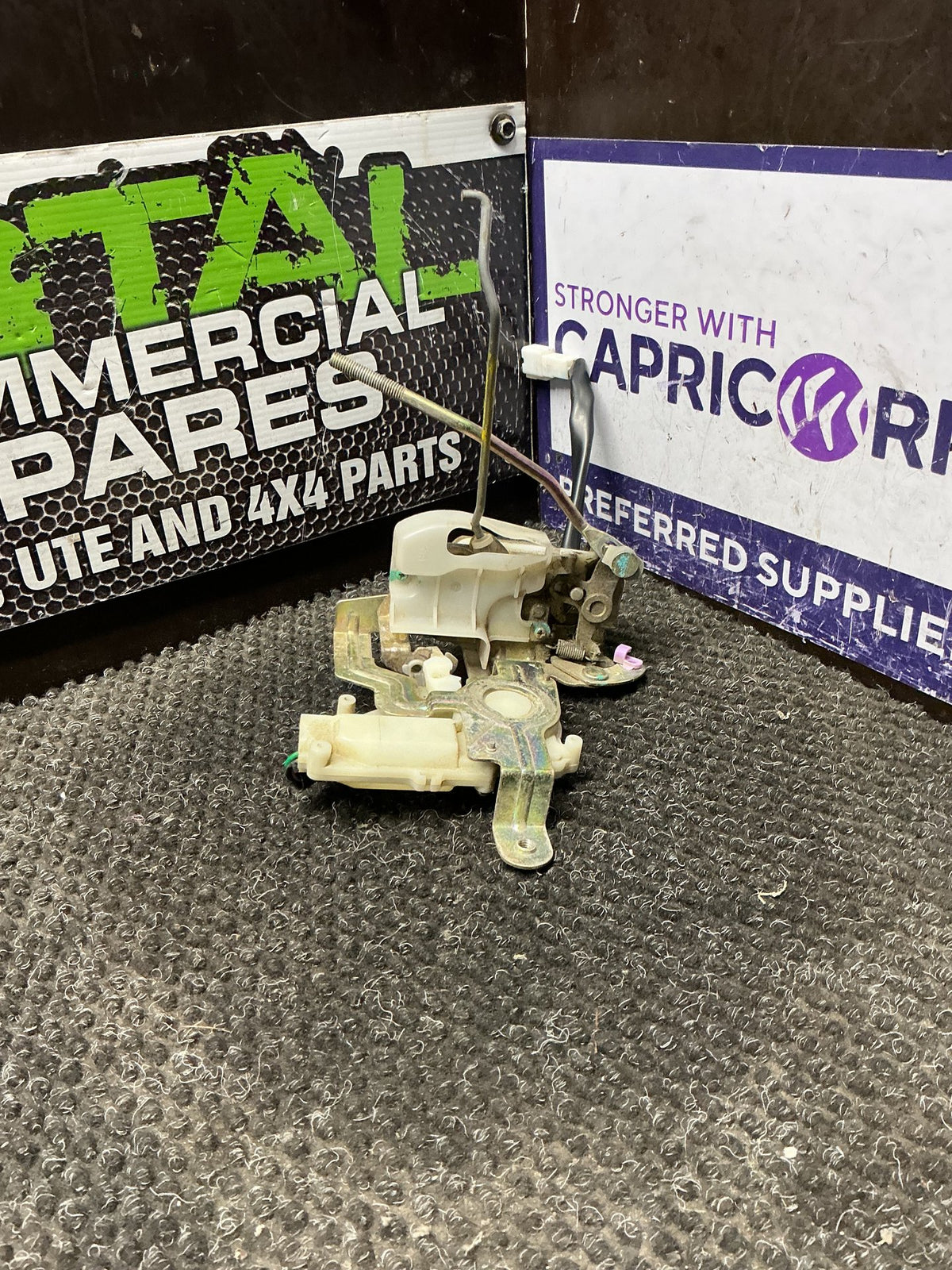 2004-2006 Ford Courier PH PH- Right Front Door Lock Actuator- (TAG10618)