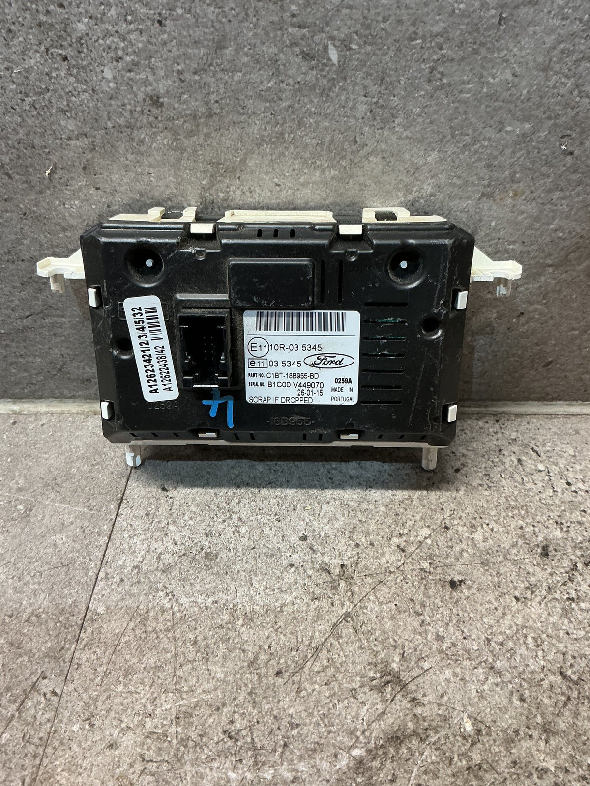 2013-2018 Ford EcoSport - Multi-Function Display - (TAG18356)