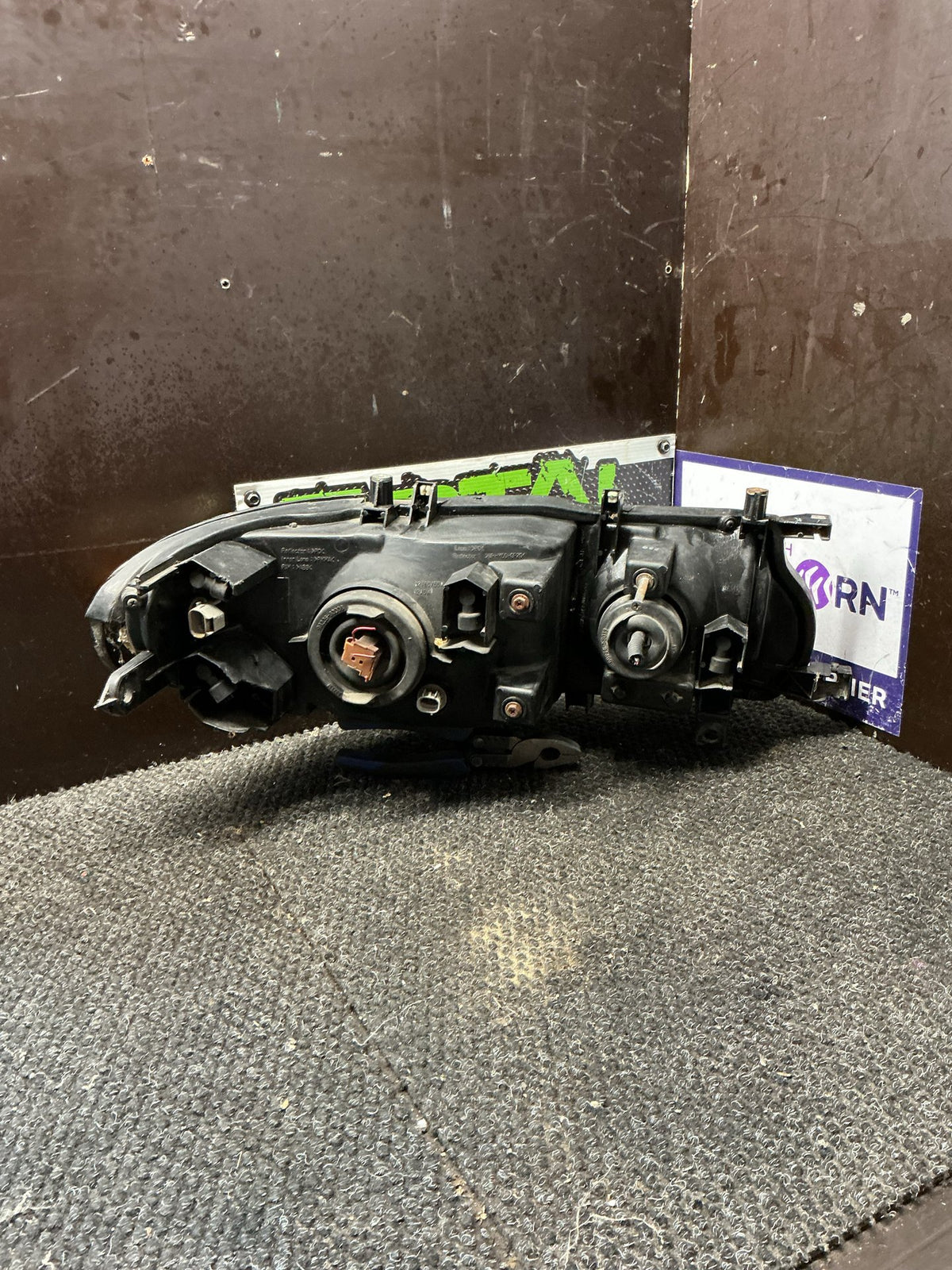 1996-1999 Toyota Estima TCR10- Left Headlight- (TAG9637)
