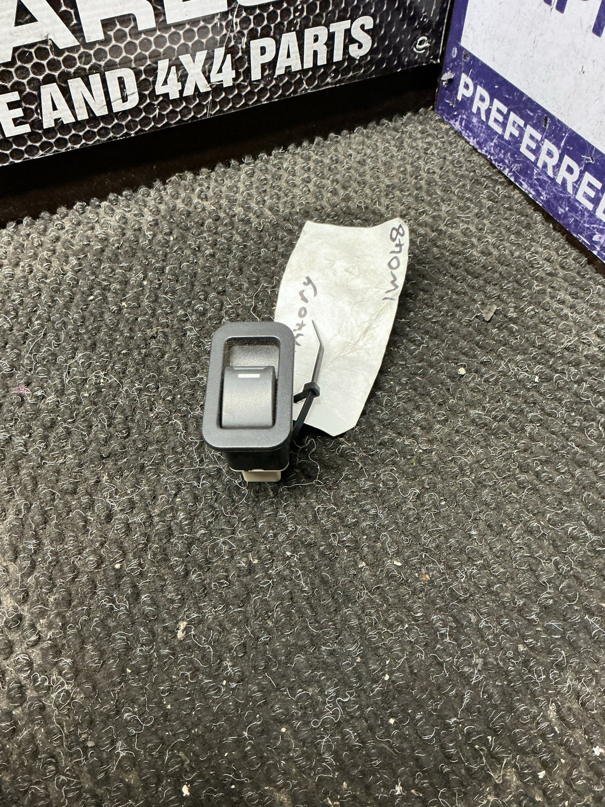 2012 Ford Territory 1W048- Left Front Window Switch- (TAG9949)