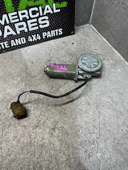 1995 Isuzu MU UCS69DW- Right Front Window Reg Motor- (TAG15789)