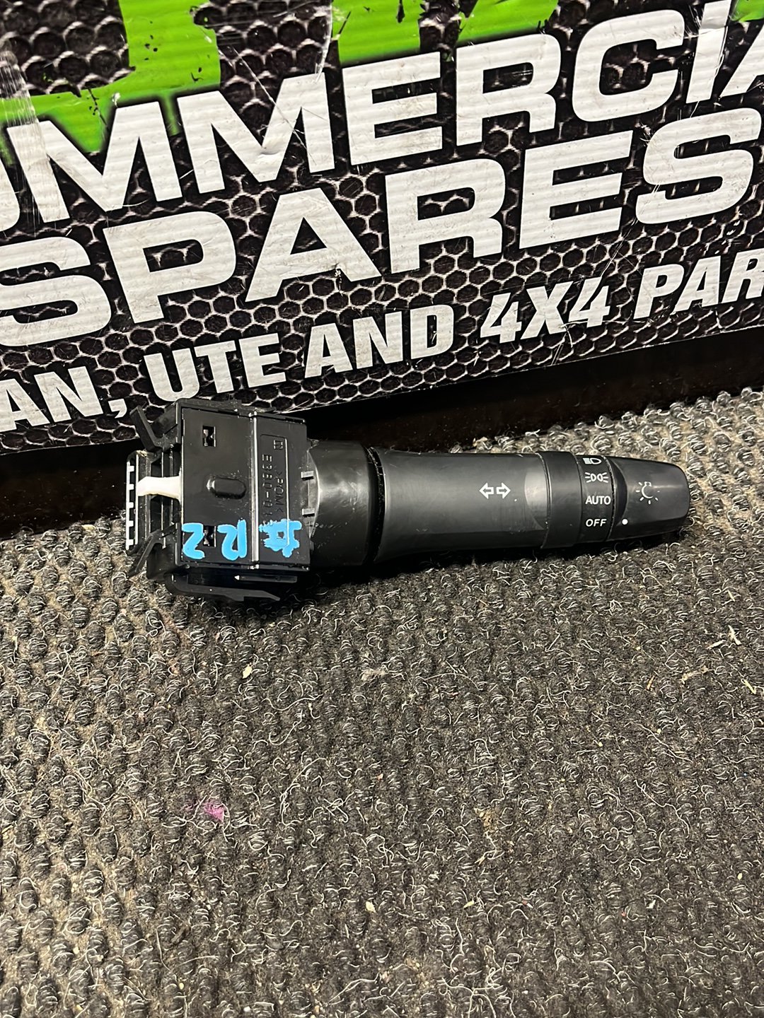 2005-2012 Mitsubishi Outlander II CW*W- Indicator Stalk- (TAG9448)