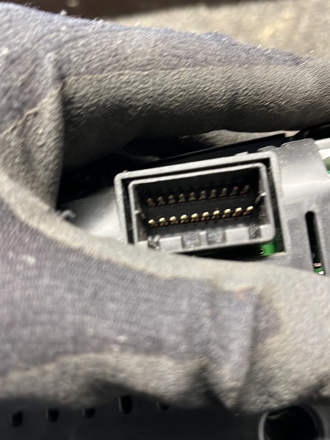 2006 Ford Territory- Instrument Cluster- (TAG9168)