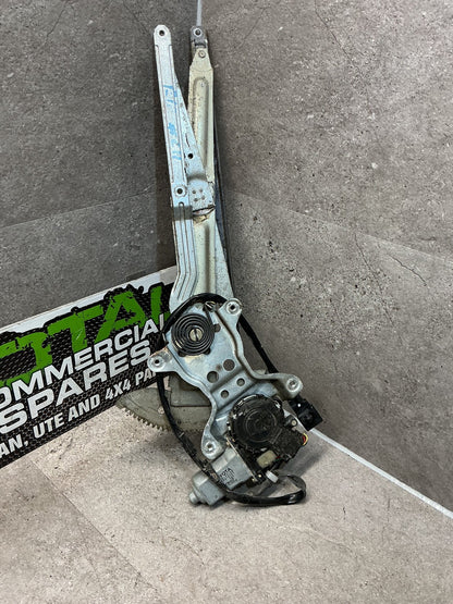 1998 Toyota Hilux III N180- Right Front Window Regulator/Motor- (TAG12778) PN: 85710-35150