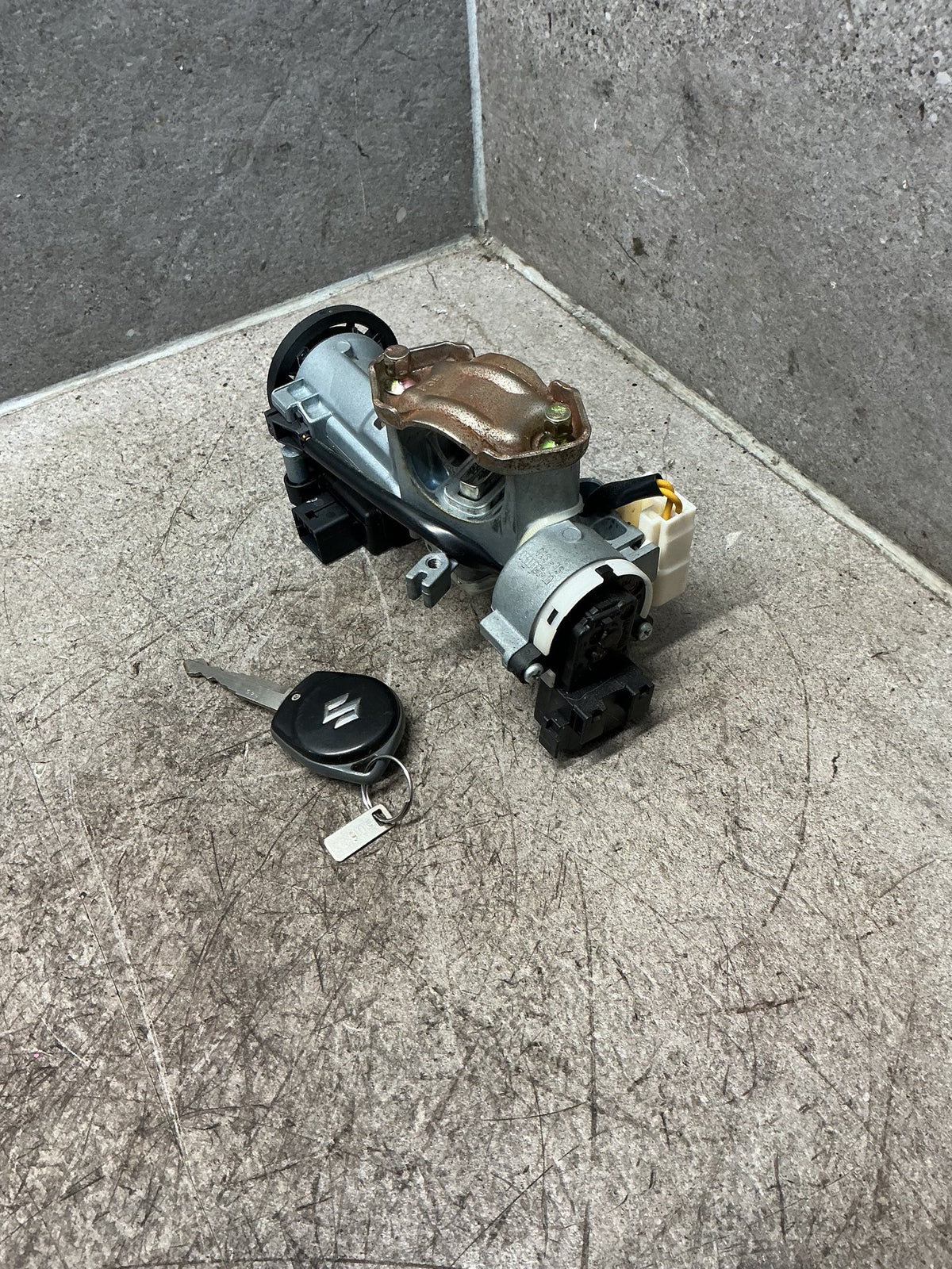 2012-2019 Suzuki Grand Vitara II JT - Ignition With Key - (TAG17773)