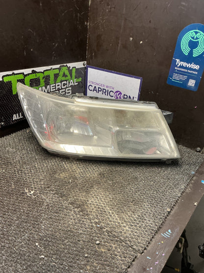 2010 Dodge Journey JC- Right Headlight- (TAG11370) PN: 05067786AA
