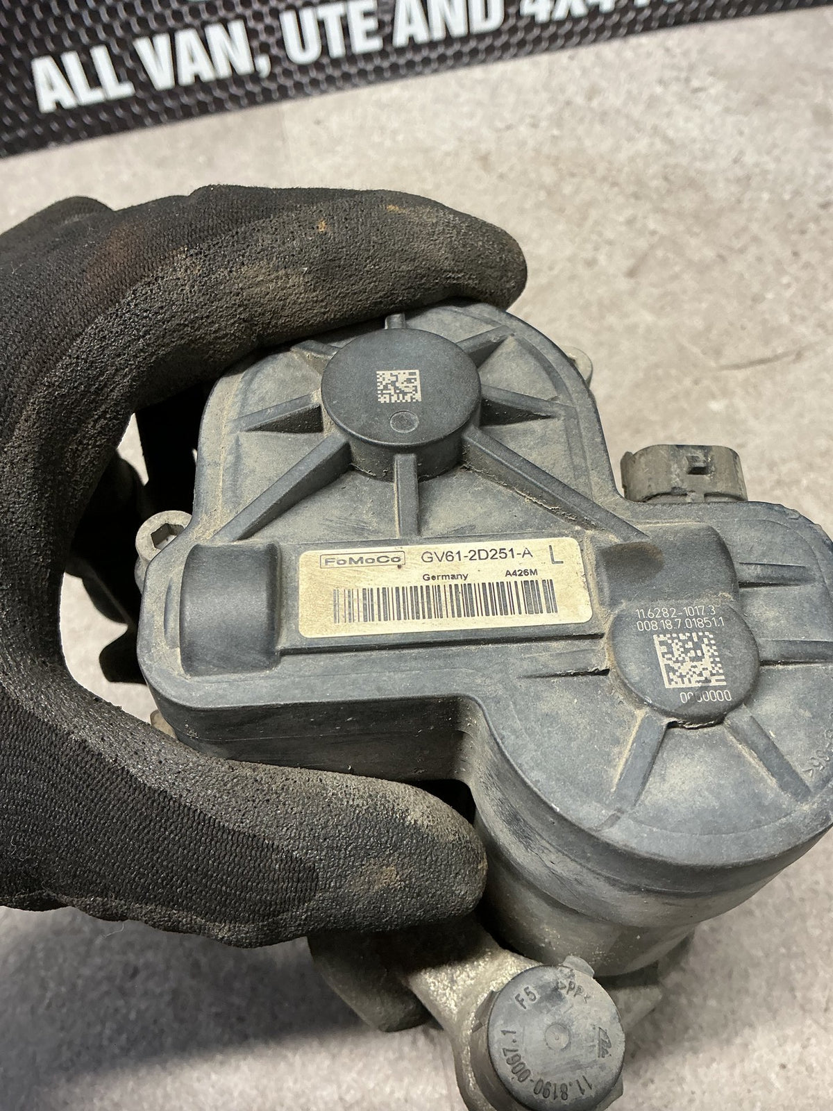 2016 Ford Escape ZG- Left Rear Caliper- (TAG11896)
