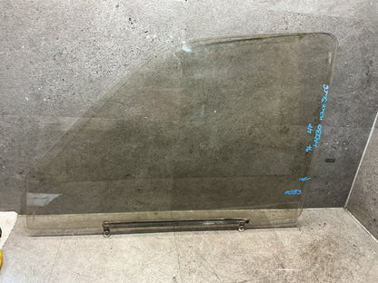 1994 Toyota Hilux Surf LN130 - Left Front Door Glass - (TAG18912)