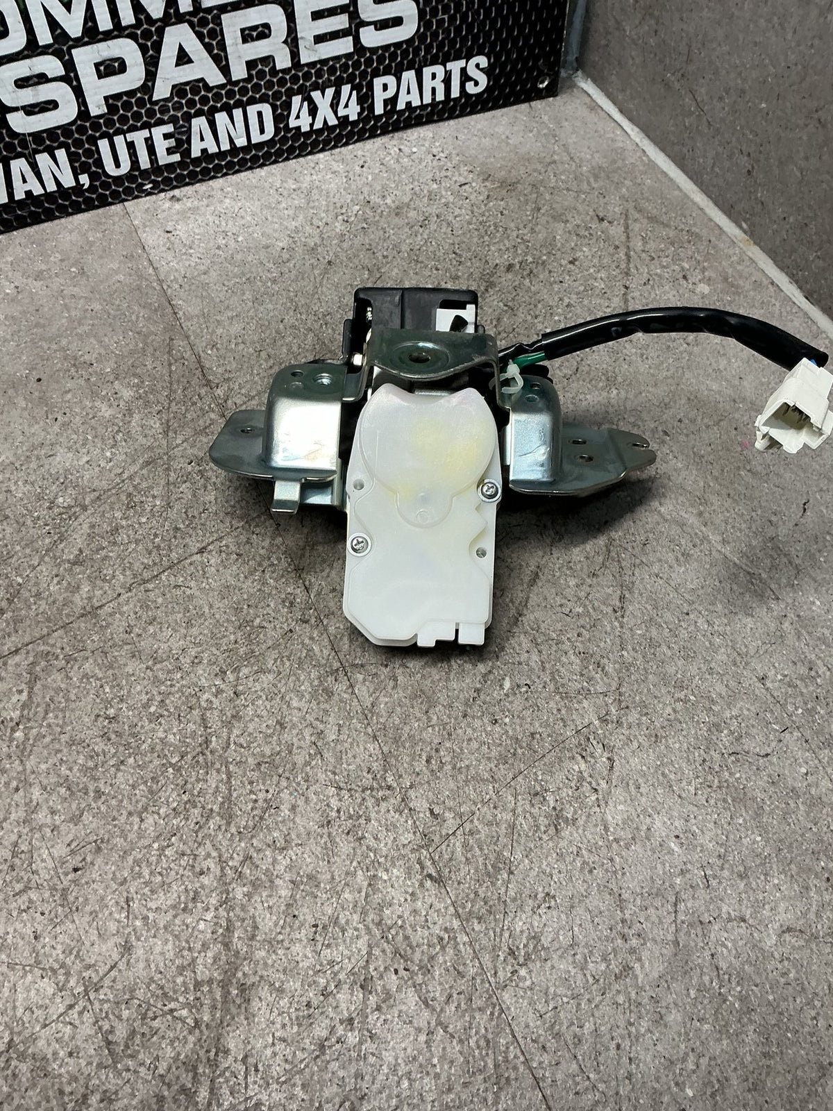 2007-2014 Toyota Highlander U40- Tailgate Lock Actuator- (TAG15262)