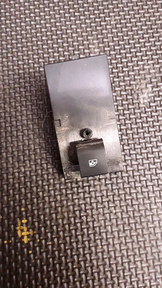 2013 Holden Colorado RG- Left Front Window Switch- (TAG458)