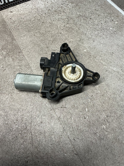 2016 Jeep Renegade B1- Left Rear Window Reg Motor- (TAG12331)