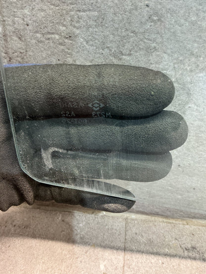 1994 Toyota RAV4 SXA10 - Right Front Door Glass - (TAG19098)