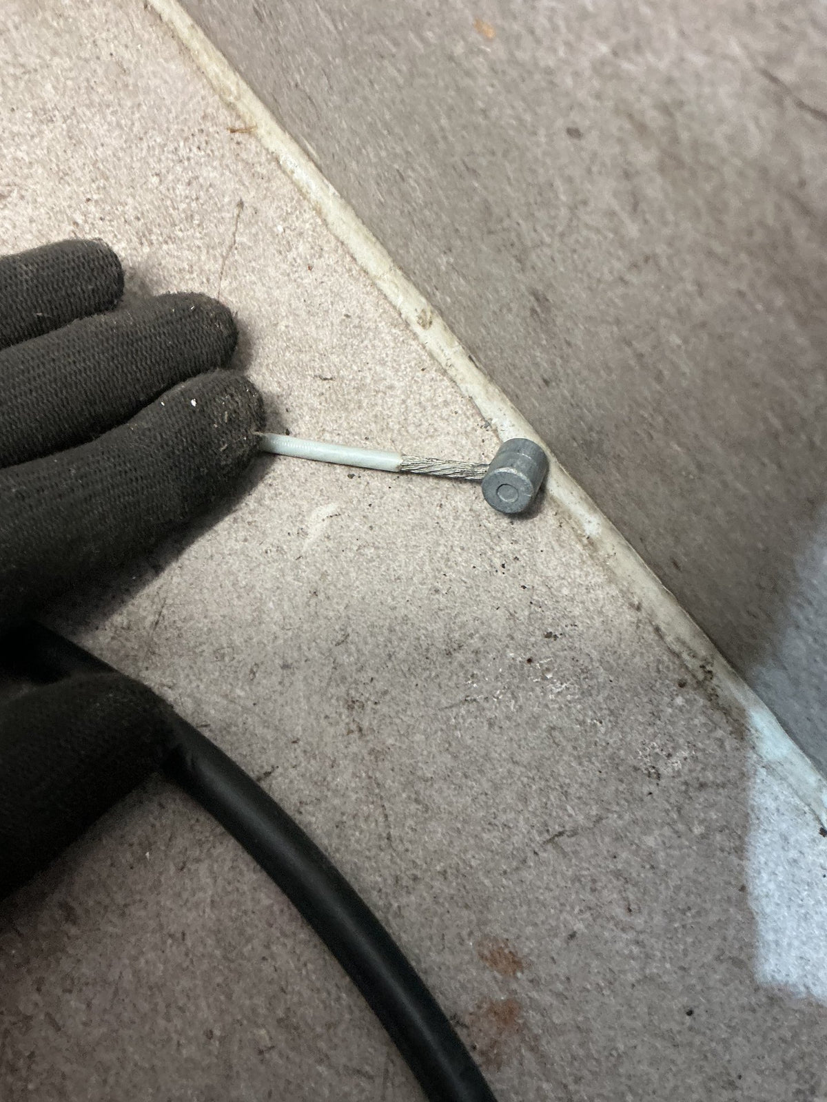 2016 Suzuki Vitara- Right Rear Hand Brake Cable- (TAG17047)