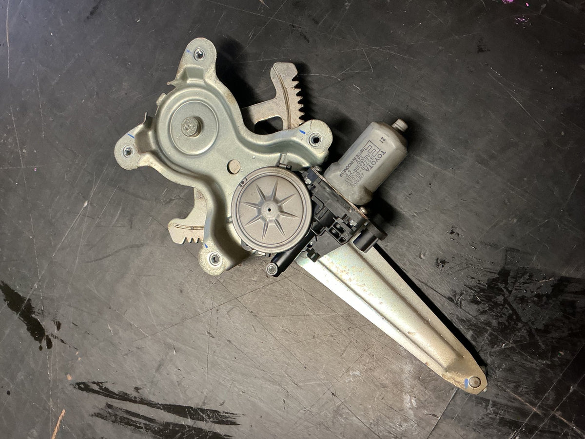 2014 Toyota Hilux- Right Rear Window Regulator/Motor- (TAG10459)