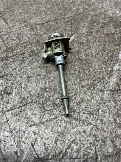 2006 Mitsubishi Outlander II CW*W CW5W - Right Front Door Lock Barrel - (TAG17923)