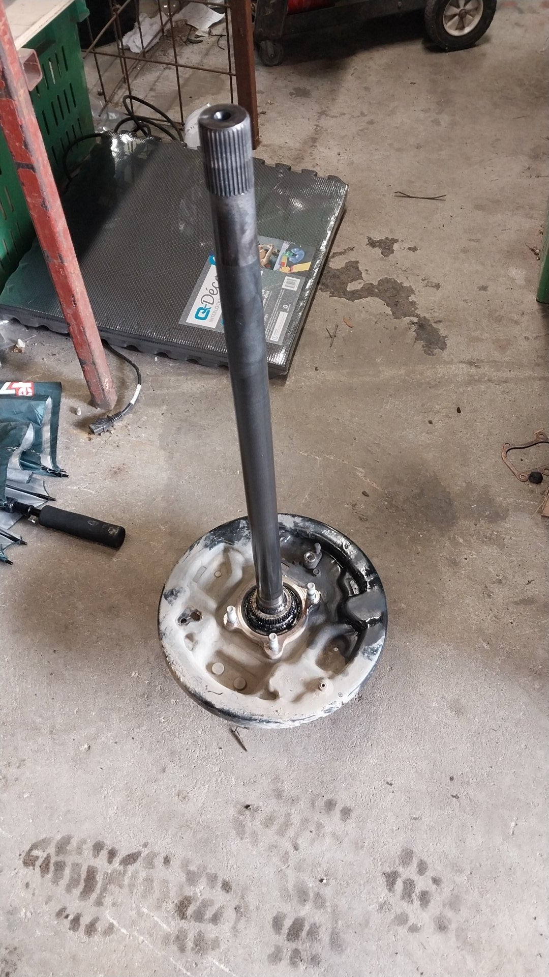 2018 Nissan Navara D23- Right Rear ABS Axle- (TAG627)